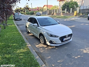Hyundai i30 1.4 100CP 5DR M T Comfort - imagine 4