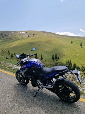 Bmw f900 r          - imagine 4