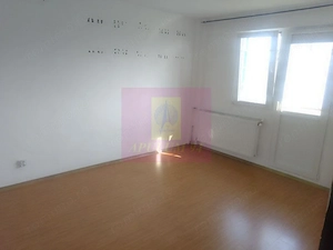 Apartament, 2 camere, aproape de metrou Lujerului - imagine 2