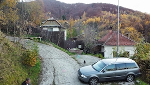 Vind proprietate schei Brașov toate utilități apa,lumina,gaz,canalizare 385 m loc parcare - imagine 2
