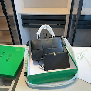 Bottega Veneta geantă de damă, piele naturală
