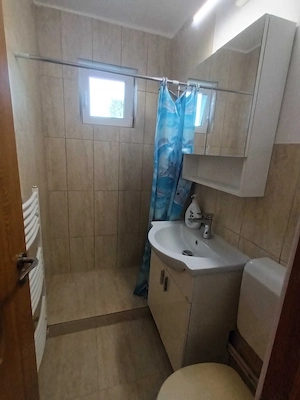 Închiriez apartament 2 camere - imagine 4