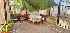 Apartament la casa | acces separat | curte privata | pivnita | Calea Poplacii - imagine 2
