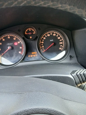 de vanzare opel astra h 2011,,1.4 benzină 