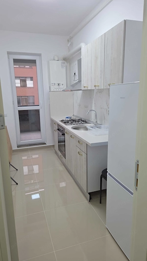 Inchiriez garsoniera in Militari Residence str Sg. Ilie Petre 88