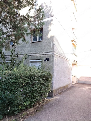 vand apartament 3 camere - imagine 2
