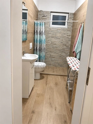Duplex complet mobilat in Bucovat – 80 mp utili, teren 260 mp, terasa inchisa  #537;i pod mansardabi - imagine 16