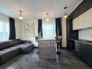 Apatrtament doua camere semi decomandat,zona Confectii
