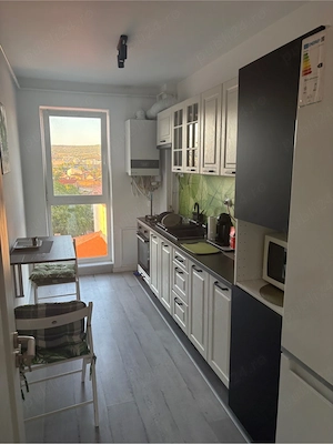 apartament semi central - imagine 4