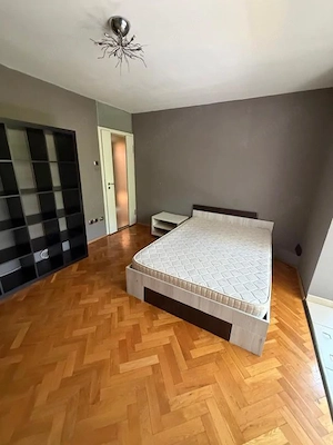 83,9 mp | 3 camere complet decomandat | Etaj 1 | Renovat complet | Soarelui - imagine 10