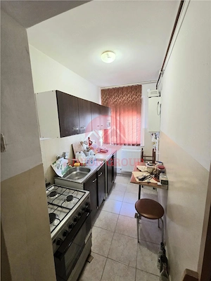 Apartament 3 Camere, Decomandat, Zona Km 4-5 - imagine 12
