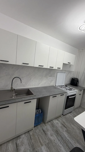 Direct proprietar | 2 camere renovat integral | 3 min metrou Constantin Brâncuși - imagine 2