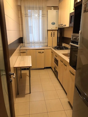 Inchiriez apartament 2 camere, loc parcare inclus - imagine 5