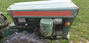 tractor Holder