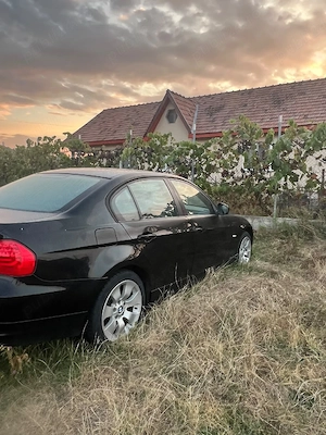 Vand bmw an 2010 - imagine 4