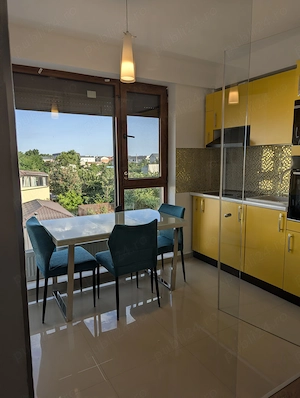 Proprietar vând apartament cu doua camere 