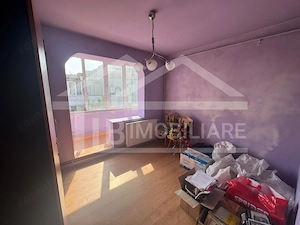 Apartament cu 3 camere, 66 mp, decomandat, Zona Fortuna - imagine 5