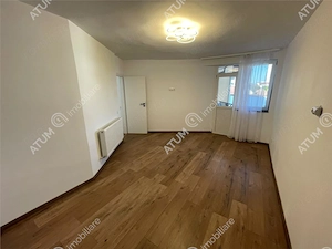 Apartament 2 camere decomandate balcon loc parcare zona Turnisor Sibiu - imagine 3