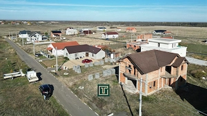 Casă la roșu cu 5 camere în Aluniș, județul Arad – ideală pentru o familie! - imagine 2