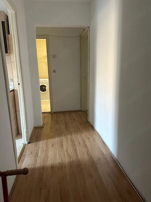 Inchiriez apartament 2 camere central - imagine 5