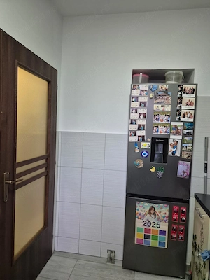 Vand urgent  ! Apartament cu 2 camere confort 1 decomandat bloc de cărămidă  - imagine 10