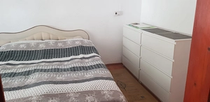Apartament 3 camere,  2 bai,decomandat, centrala proprie, Lipovei - imagine 2