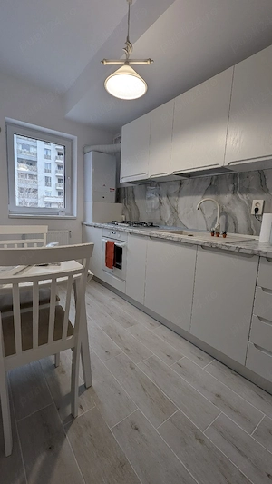 Inchiriez apartament cu 2 camere - imagine 5