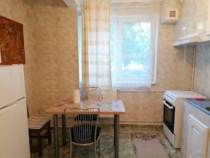 Închiriez apartament cu 3 camere  - imagine 4