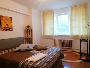 Închiriez apartament cu 3 camere  - imagine 3
