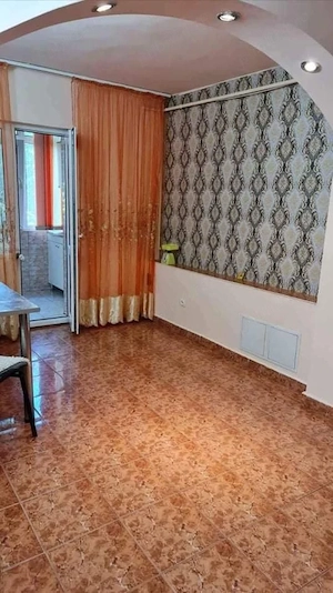 Închiriez apartament 2 camere - imagine 3