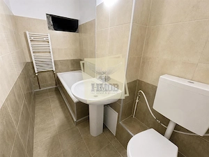Apartament renovat cu 3 camere 2 bai si balcon pe Bd. Mihai Viteazu - imagine 14