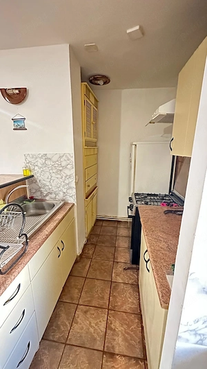 De inchiriat Bucovina 2 camere decomandate cu centrala proprie et 1 - imagine 4