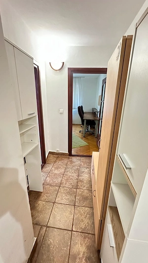 De inchiriat Bucovina 2 camere decomandate cu centrala proprie et 1 - imagine 2