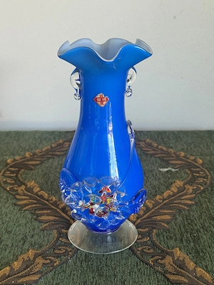 Vază vintage din sticlă albastru opal 