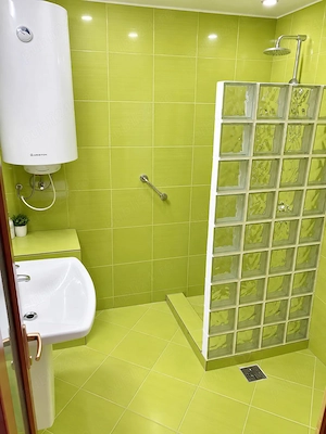 De inchiriat-- eforie nord 4 dormitoare 2 bai  90m2 - imagine 5