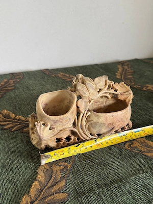 Suport vintage din piatră de săpun (Soapstone