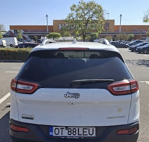 Vand Jeep Cherokee - imagine 3