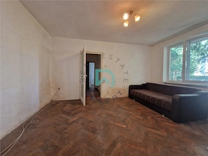 Apartament 3 camere, Tractorul