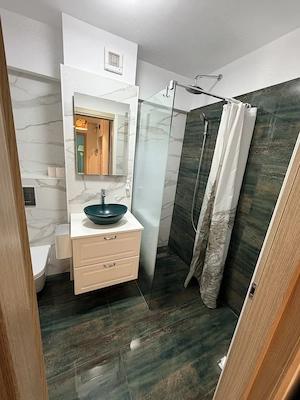 Proprietar inchiriez ap 2 camere + loc parcare garaj Dna Ghica, strada Cremenita nr 21 - imagine 4