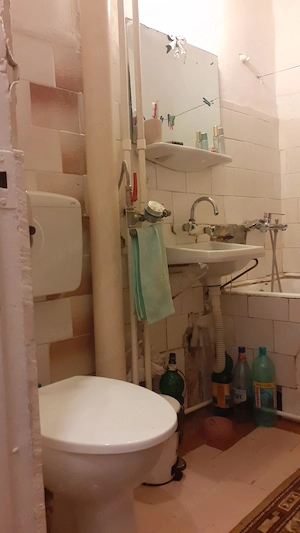 Vând apartament cu 3 camere, etaj 1,  Focșani - Sud - imagine 10