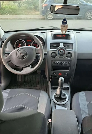 Renault Megane 1.5 Diesel cu Consum Redus - imagine 3