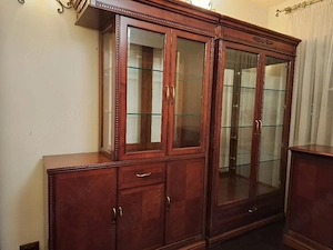 Mobilier living  bibioteca lemn 