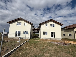 Duplex unit prin carport in Mosnita  Noua - imagine 2