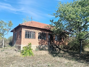 Vând casă în localitatea Târnava  - imagine 2