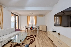 Proprietar vand vila in Comuna Berceni |  5 Camere | 500 mp Teren | Constructie Solida | Garaj - imagine 2
