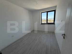 Apartament cu 4 camere, 90 mp, zona Centru - imagine 4