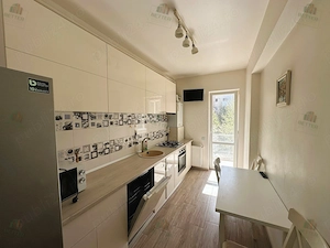 Apartament 2 camere de închiriat, loc de parcare - Str. Solstitiului - imagine 3