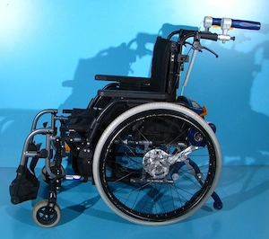 Carucior electric pliabil invalizi AAT V-Max   Sopur