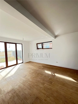 GIROC - DUPLEX DESPARTIT PRIN CARPORT - 4 CAMERE - TEREN MARE - imagine 4