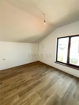 GIROC - DUPLEX DESPARTIT PRIN CARPORT - 4 CAMERE - TEREN MARE - imagine 8